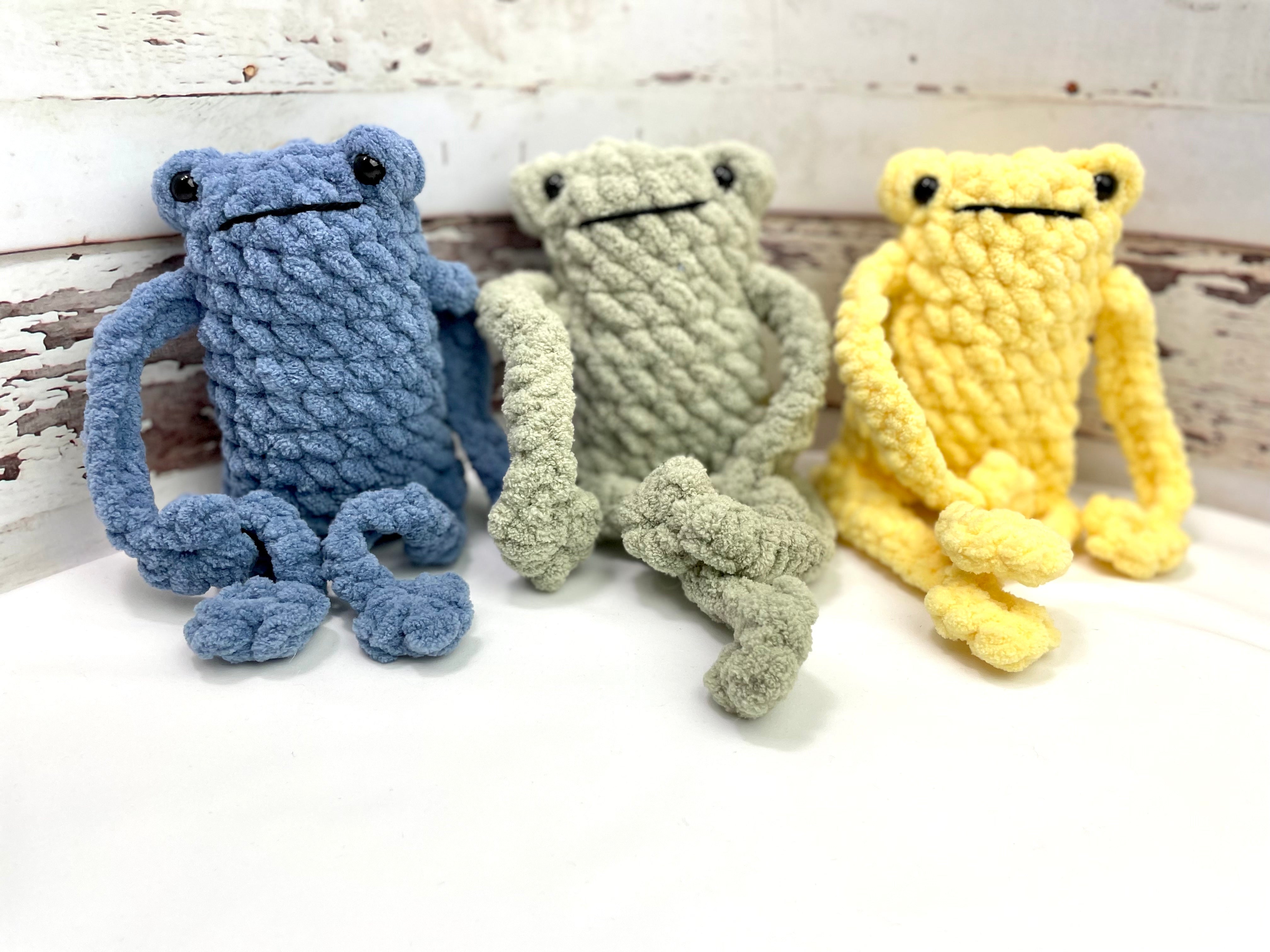 Crochet Leggy Frogs