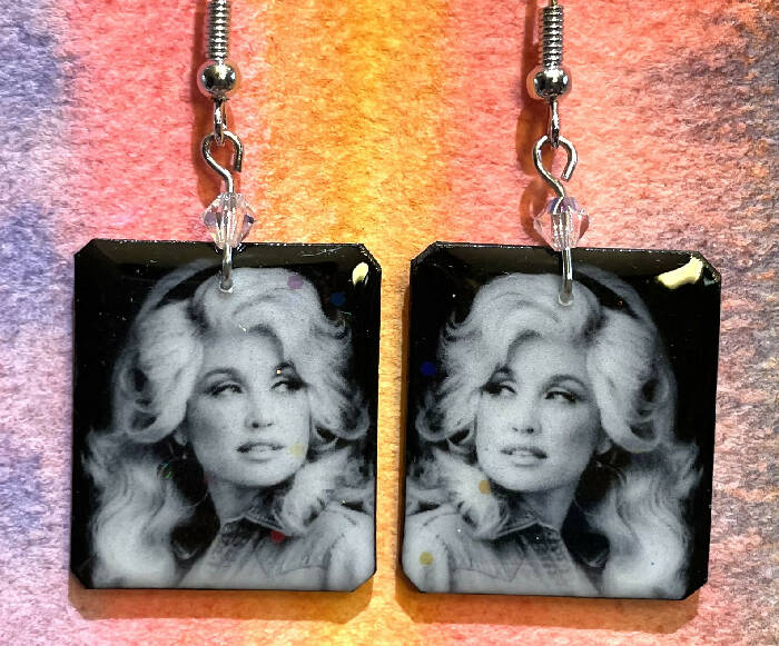 Young Dolly Earrings in Black and White