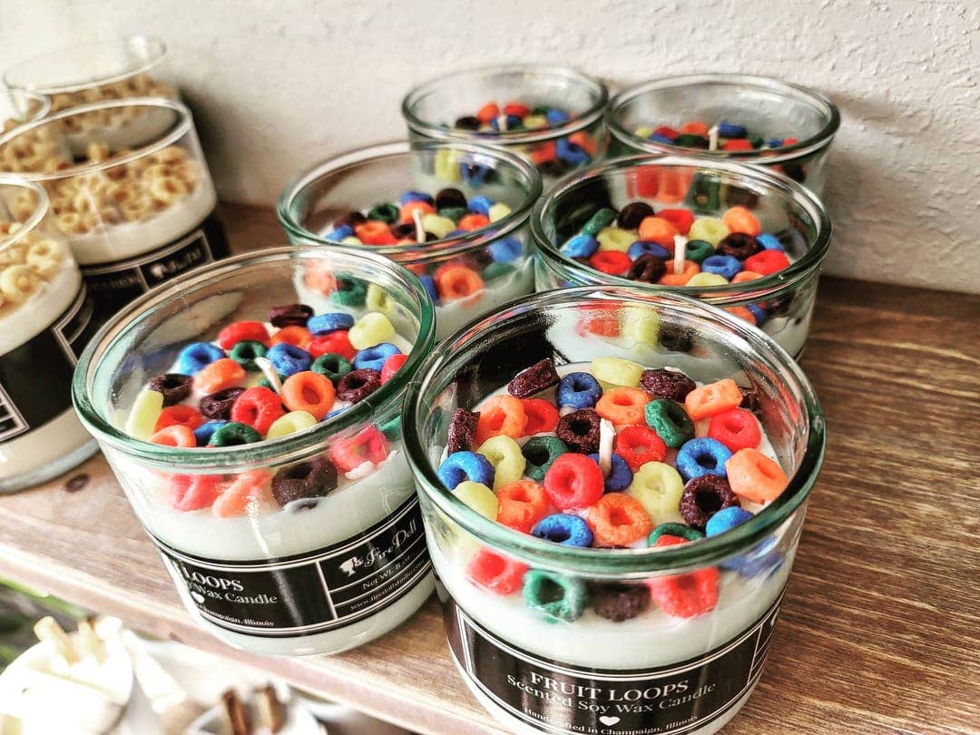 Adorable 8 oz Cereal Candle!: Fruit Loops