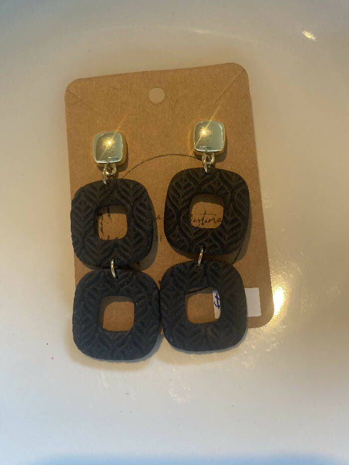Black double rounded square dangle