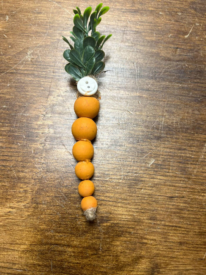 Medium Decorative Carrots