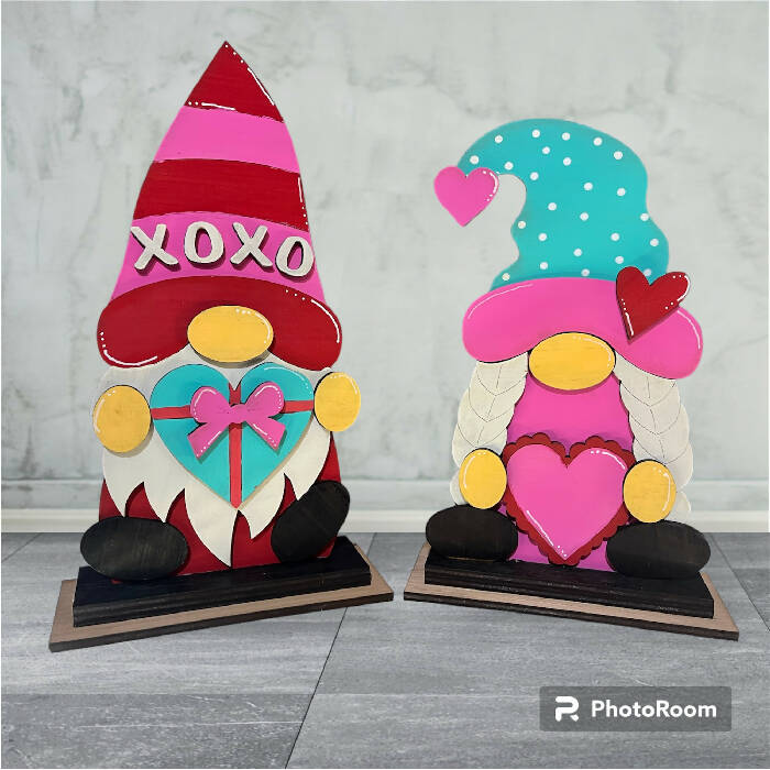 Shelf sitting Mr & Mrs valentines gnome