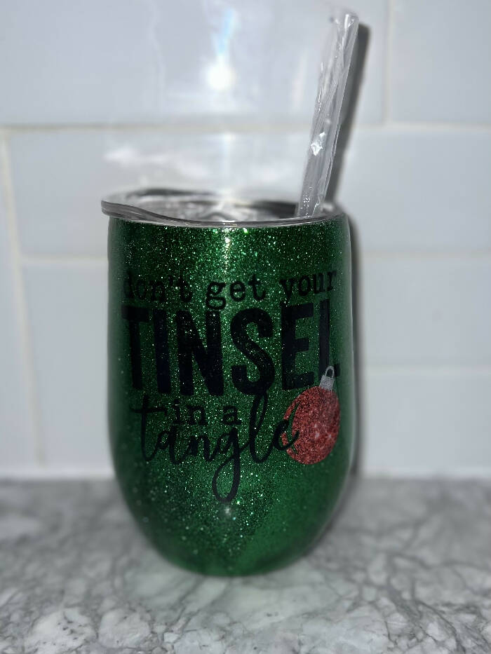 14oz glitter don’t get your tinsel in a tangle wine cup