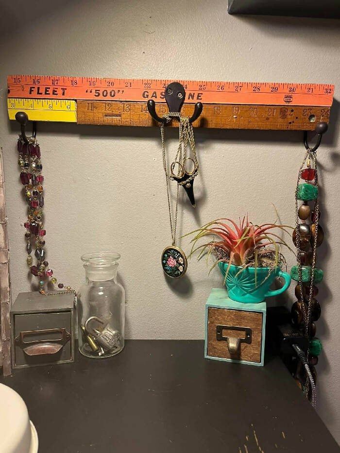 Small Ruler Rack with 3 Hooks