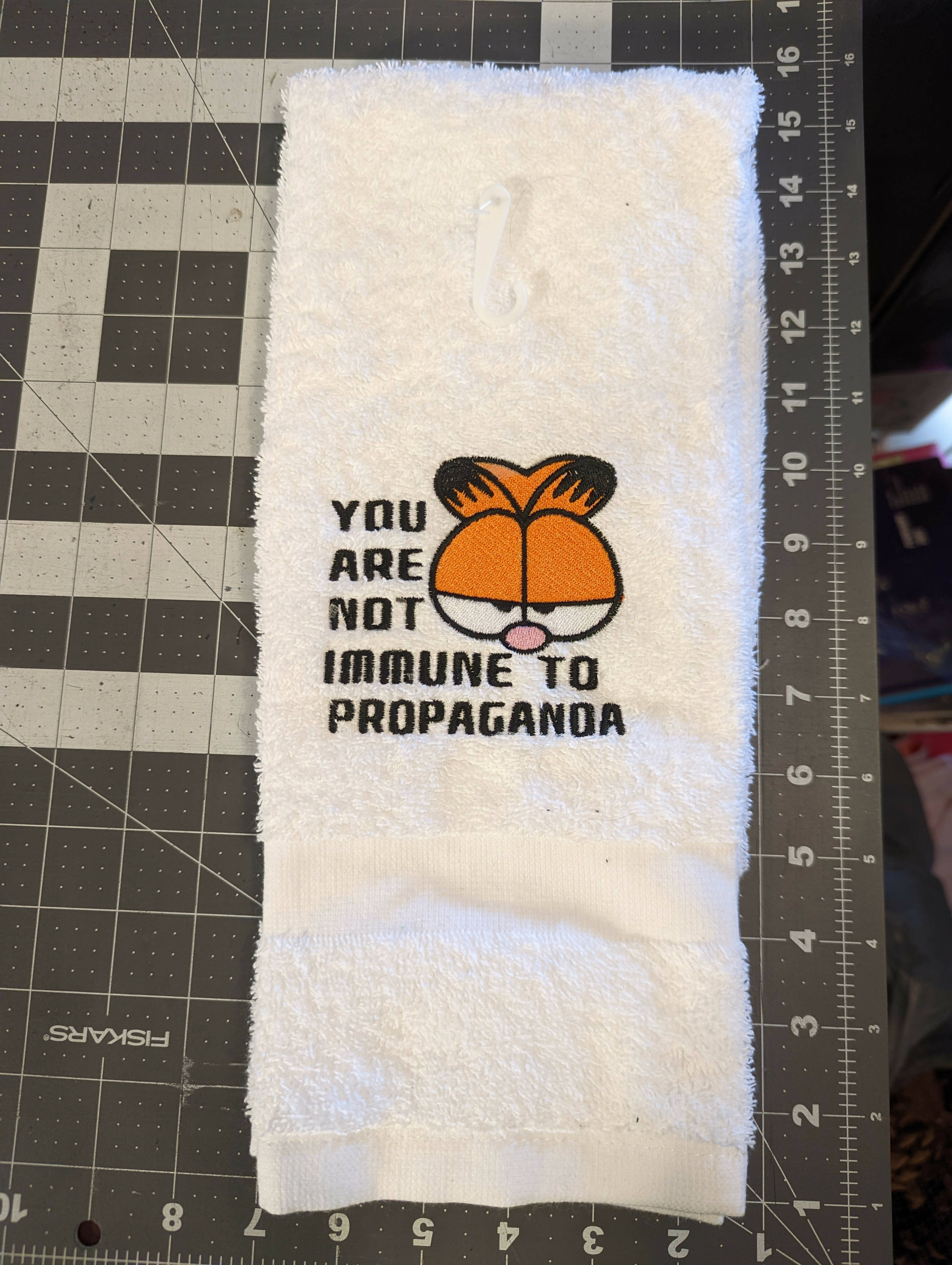 Propaganda Garfield Terry Towel