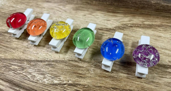Rainbow Shattered Magnet Clip Set